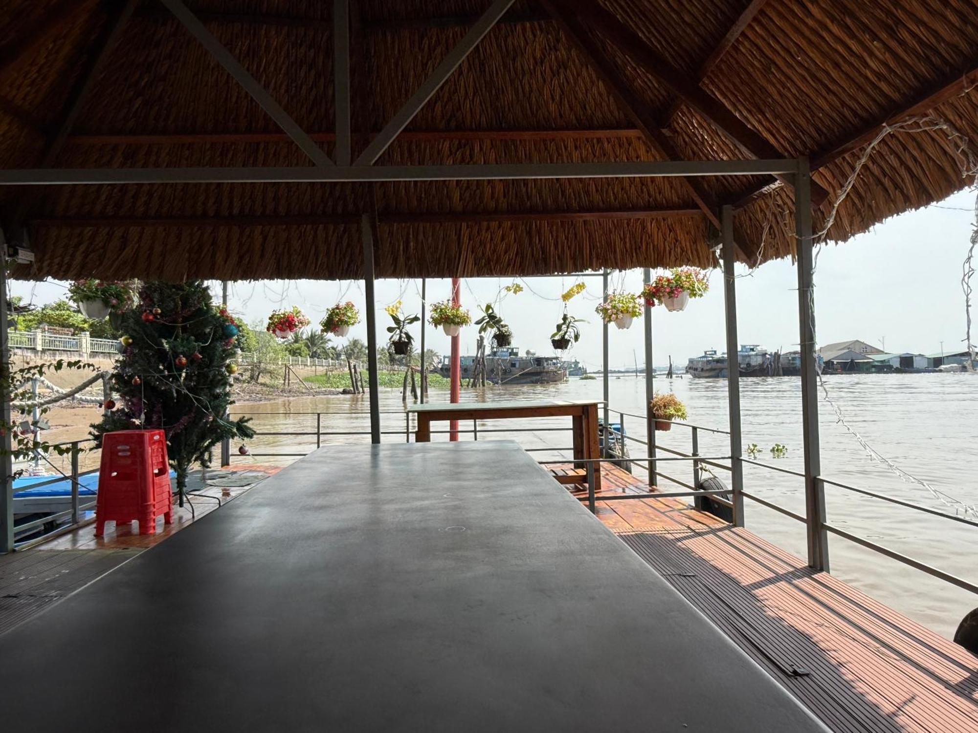 Island Homestay Tien Giang ミトー エクステリア 写真